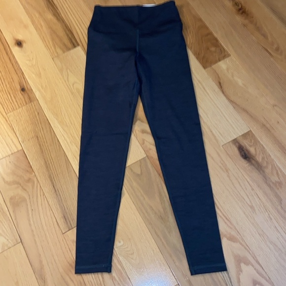 NWT AEO/Aerie oversized tee/legging combo, both size XS, tee could fit up to med - Picture 6 of 12
